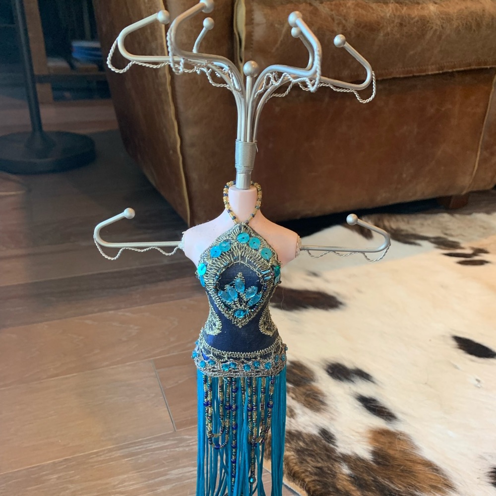 Jewelry stand